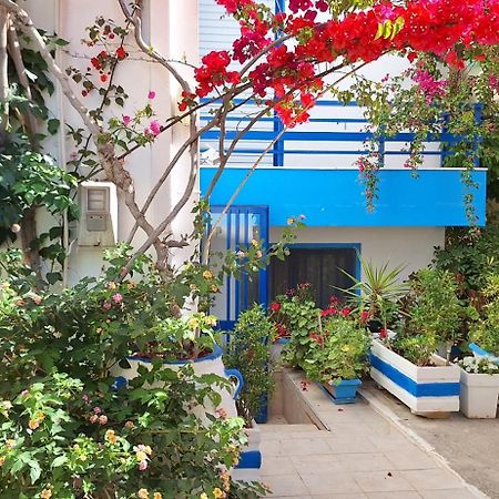 Blue Sky Apartment Палиохора Екстериор снимка