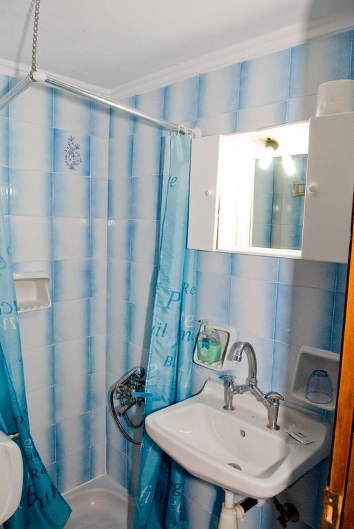 Blue Sky Apartment Палиохора Екстериор снимка