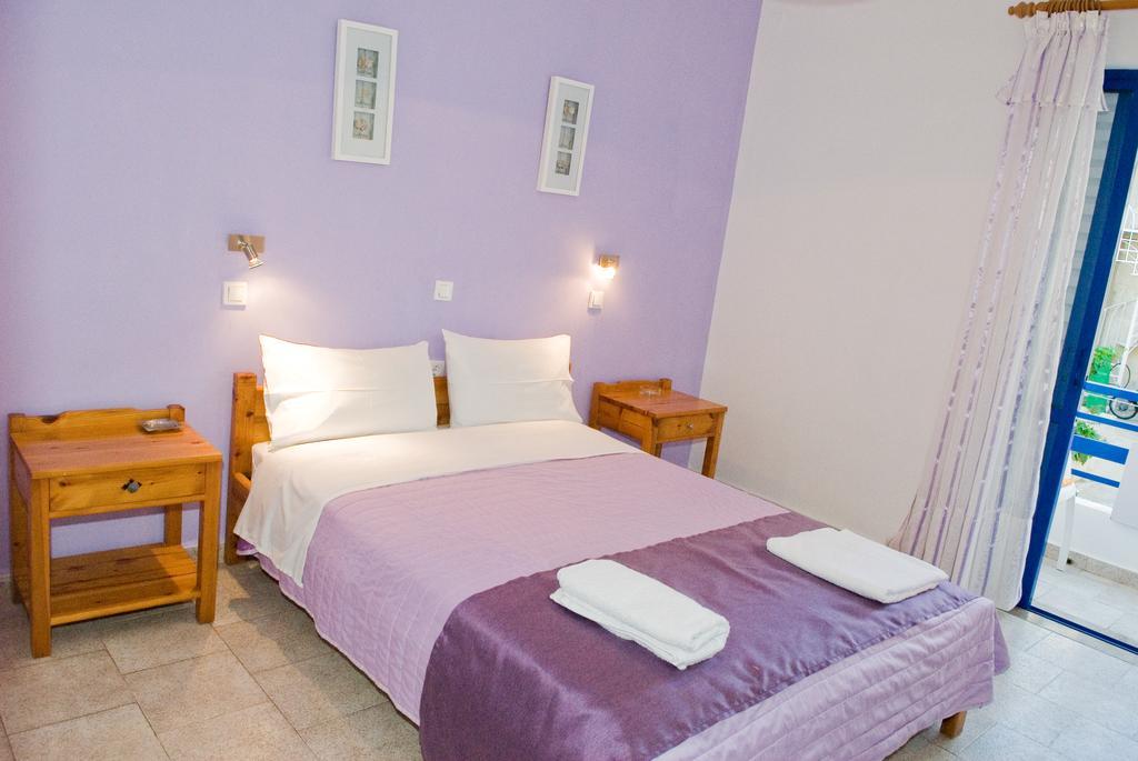 Blue Sky Apartment Палиохора Екстериор снимка